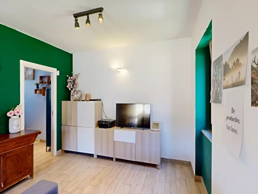 Immagine 9 di Villa in vendita  in Via Pracallo 34 a Tradate