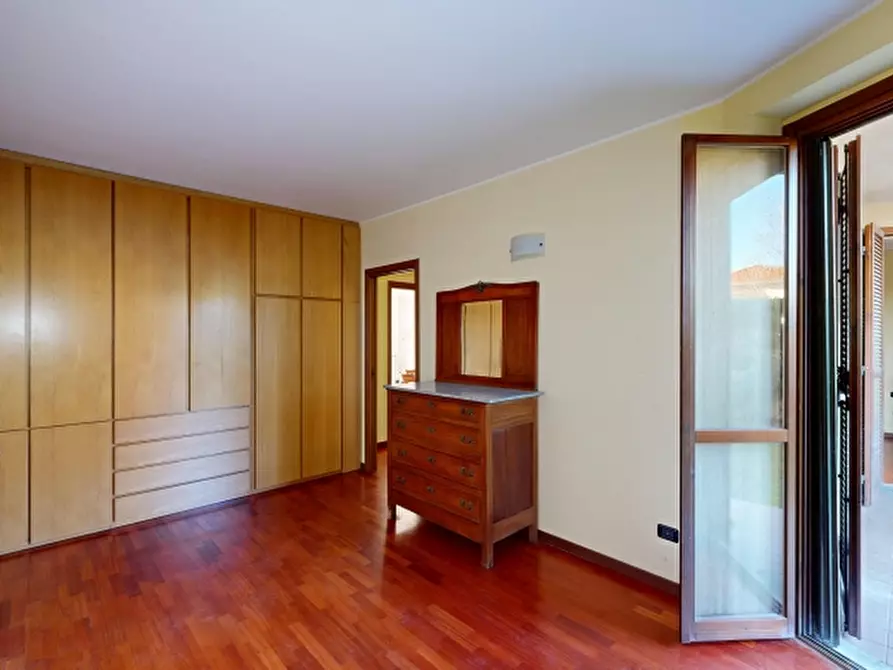 Immagine 14 di Appartamento in vendita  in Via Sordelli 3 a Venegono Inferiore