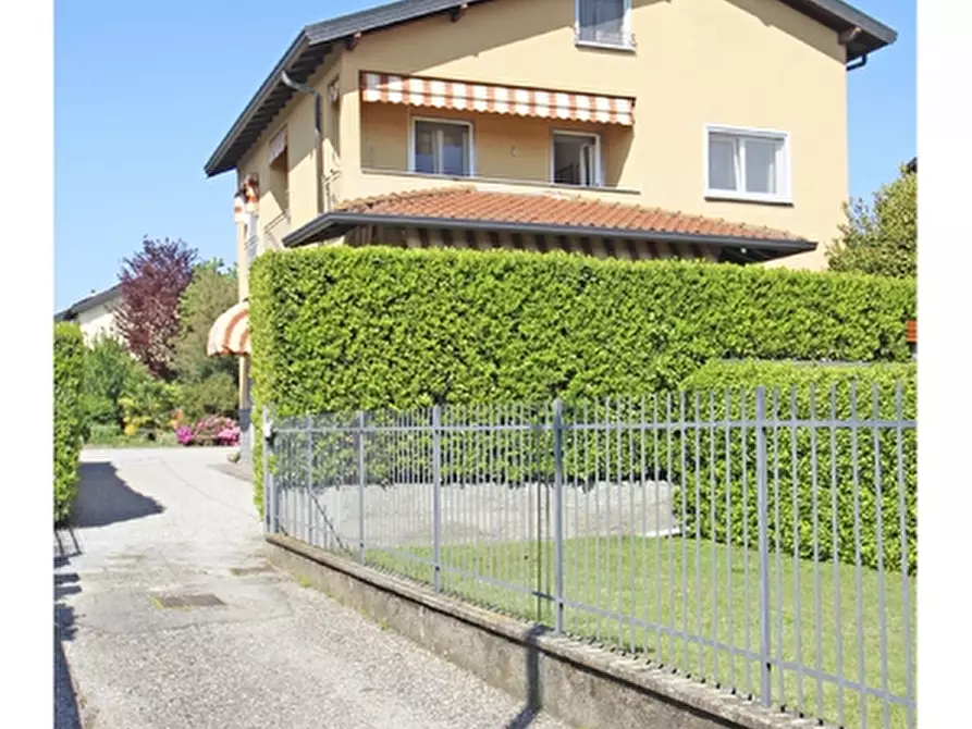 Immagine 26 di Appartamento in vendita  in Via Gian Lorenzo Bernini 6 a Vedano Olona