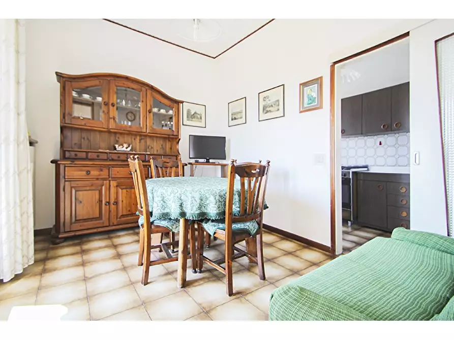 Immagine 7 di Appartamento in vendita  in Via Gian Lorenzo Bernini 6 a Vedano Olona