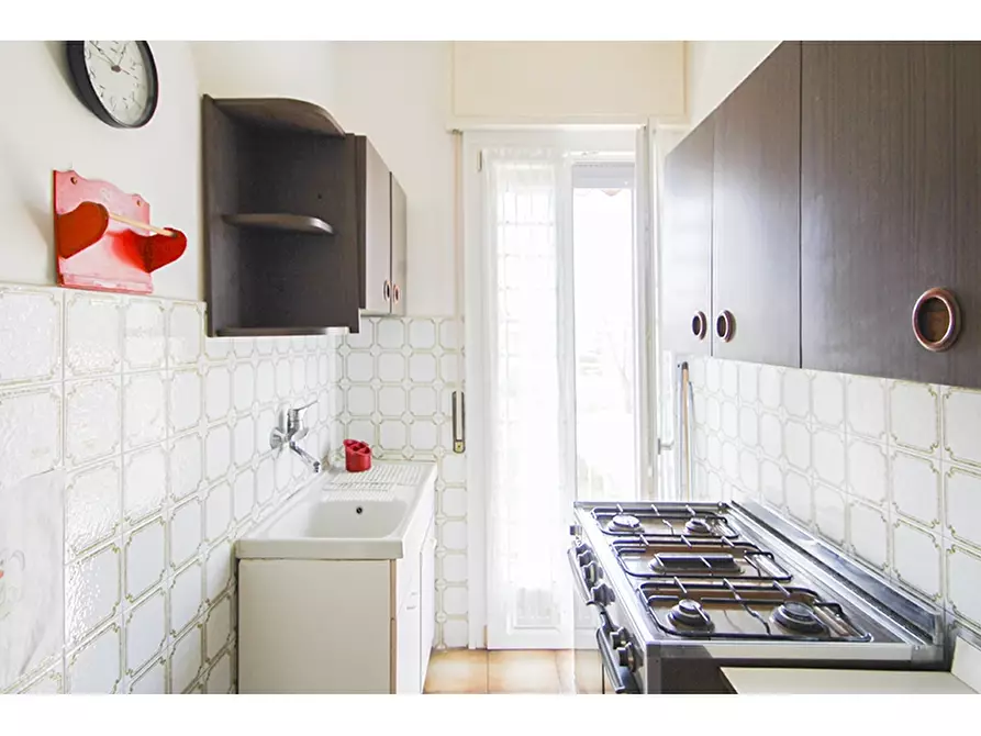 Immagine 8 di Appartamento in vendita  in Via Gian Lorenzo Bernini 6 a Vedano Olona