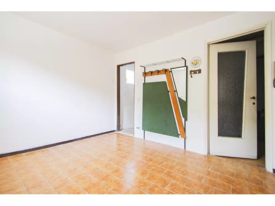 Immagine 16 di Appartamento in vendita  in Via Gian Lorenzo Bernini 6 a Vedano Olona