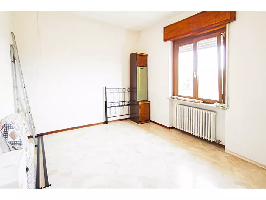 Immagine 19 di Villa in vendita  in Via De Gasperi 2 a Venegono Superiore