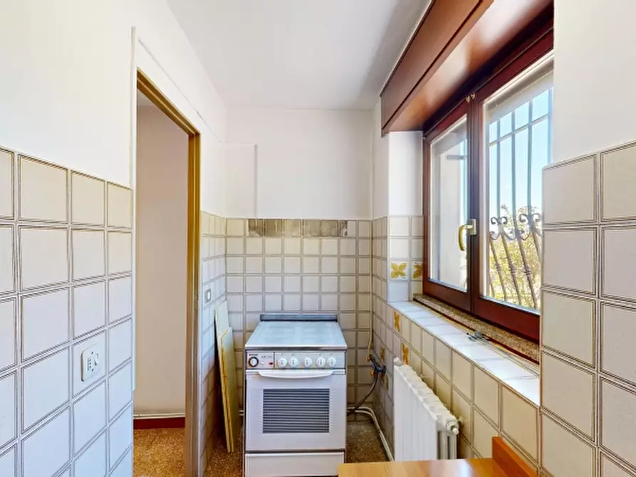 Immagine 8 di Villa in vendita  in Via Francesco Baracca 3 a Lozza