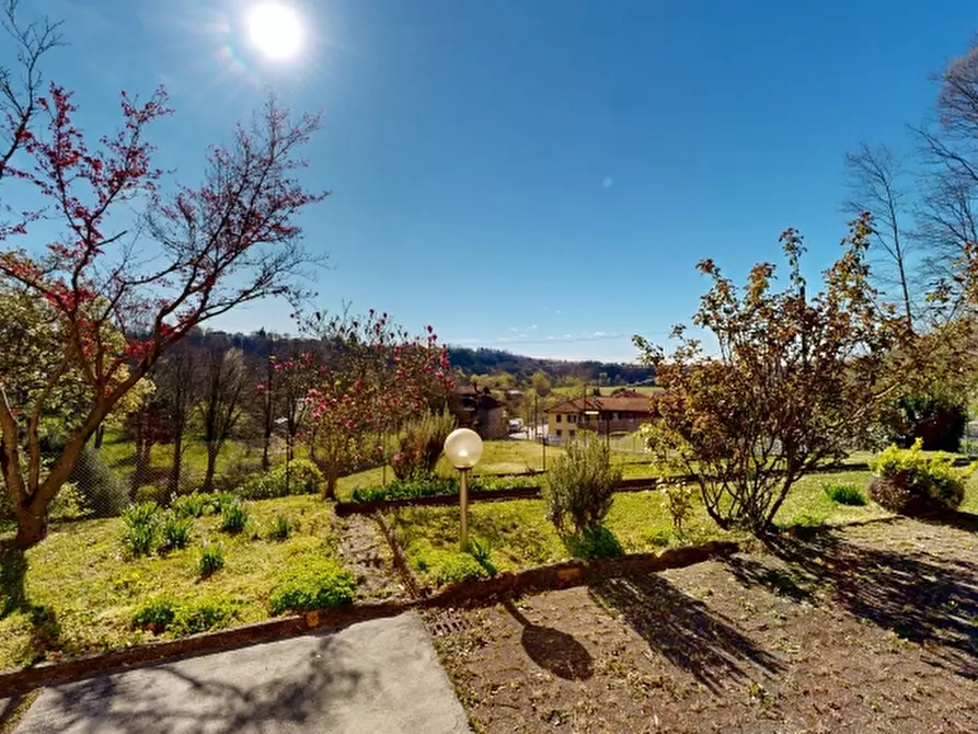 Immagine 37 di Villa in vendita  in Via Francesco Baracca 3 a Lozza