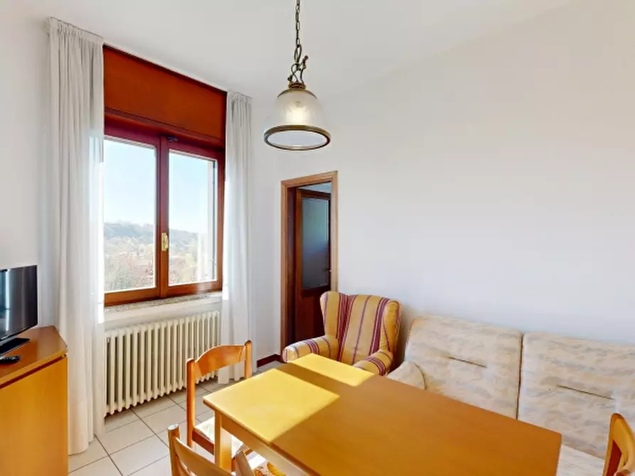 Immagine 17 di Villa in vendita  in Via Francesco Baracca 3 a Lozza