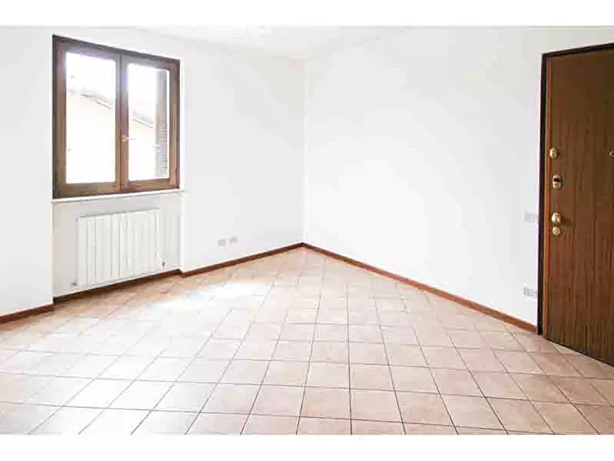 Immagine 2 di Appartamento in vendita  in Via Michelangelo Buonarroti 27 a Castiglione Olona