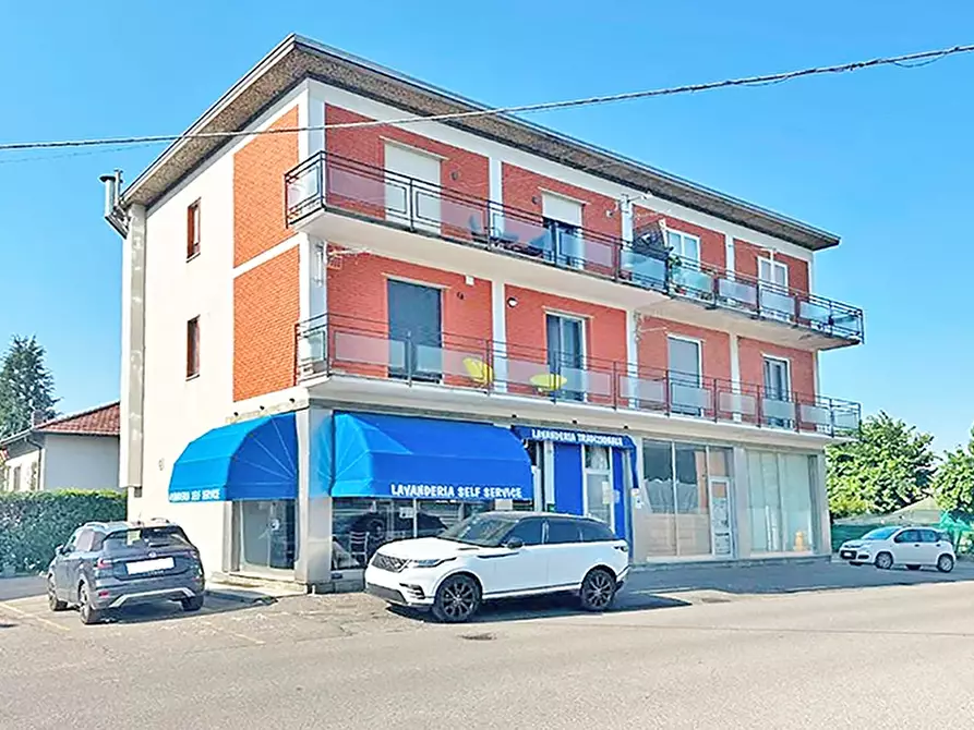 Immagine 17 di Appartamento in vendita  in Via Papa Celestino IV 2 a Castiglione Olona