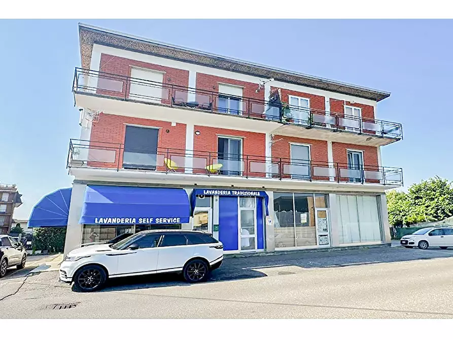 Immagine 16 di Appartamento in vendita  in Via Papa Celestino IV 2 a Castiglione Olona