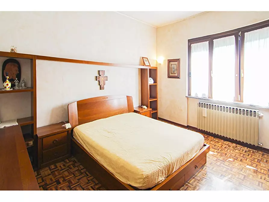 Immagine 10 di Villa in vendita  in via Paolo Schiavo 49 a Castiglione Olona