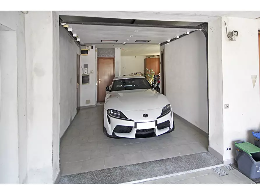 Immagine 27 di Villa in vendita  in via Paolo Schiavo 49 a Castiglione Olona