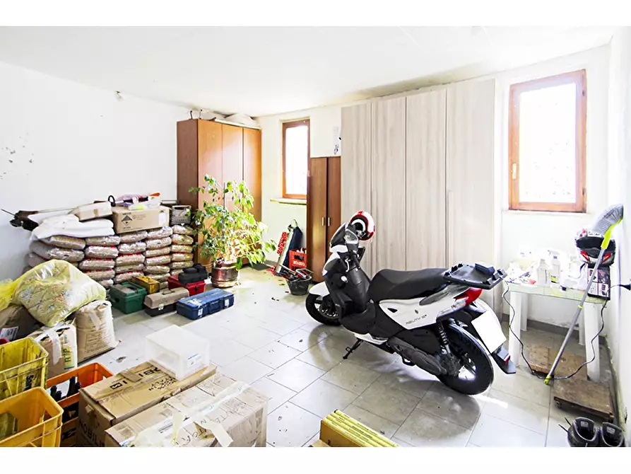 Immagine 26 di Villa in vendita  in via Paolo Schiavo 49 a Castiglione Olona