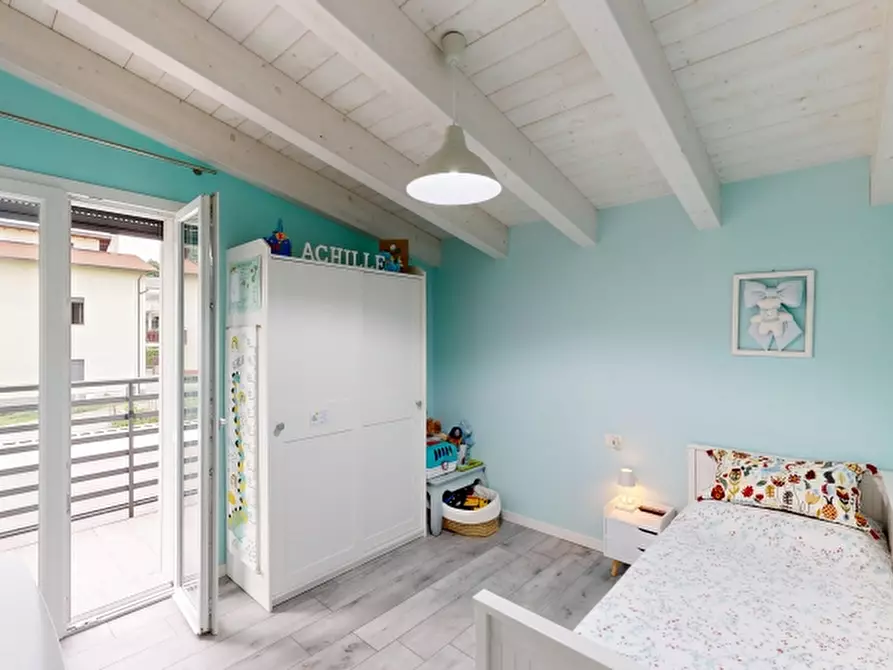 Immagine 21 di Villa in vendita  in Via Don Luigi Radaelli 50 a Caronno Varesino
