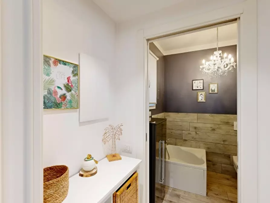 Immagine 11 di Villa in vendita  in Via Don Luigi Radaelli 50 a Caronno Varesino