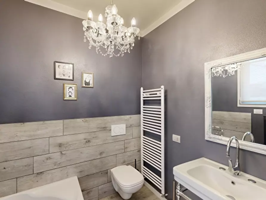 Immagine 12 di Villa in vendita  in Via Don Luigi Radaelli 50 a Caronno Varesino