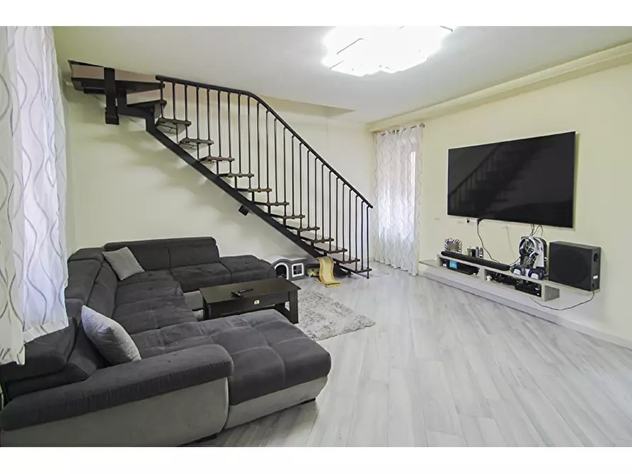 Immagine 1 di Appartamento in vendita  in Via Roma 40 a Castiglione Olona