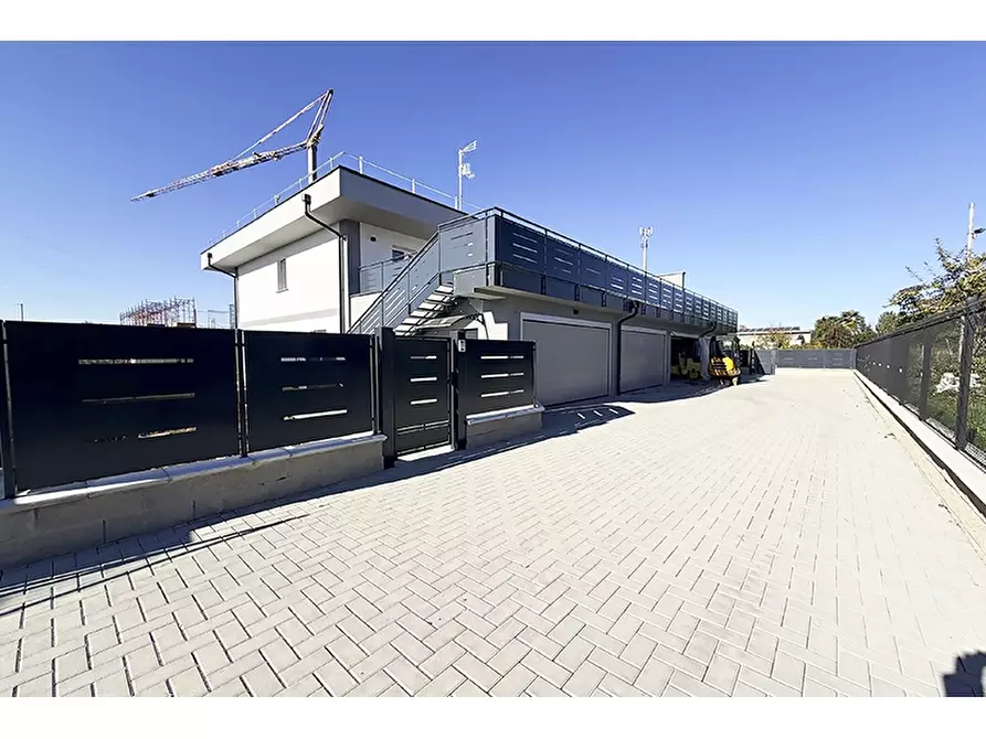 Immagine 9 di Appartamento in vendita  in Via Montello a Castiglione Olona