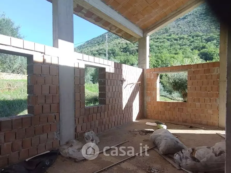 Immagine 4 di Casa bifamiliare in vendita  in Via Marciano 38 a Itri