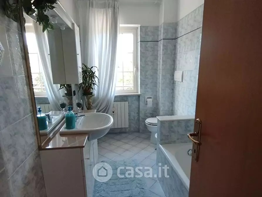 Immagine 10 di Casa indipendente in vendita  in SS7 21 a Itri