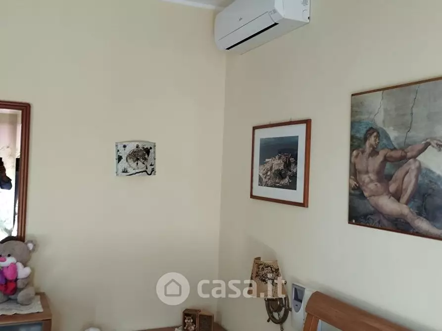 Immagine 18 di Casa indipendente in vendita  in SS7 21 a Itri