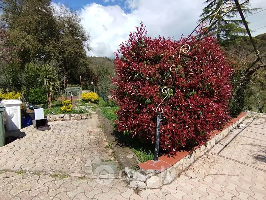 Immagine 8 di Casa bifamiliare in vendita  in Contrada vagnoli a Itri