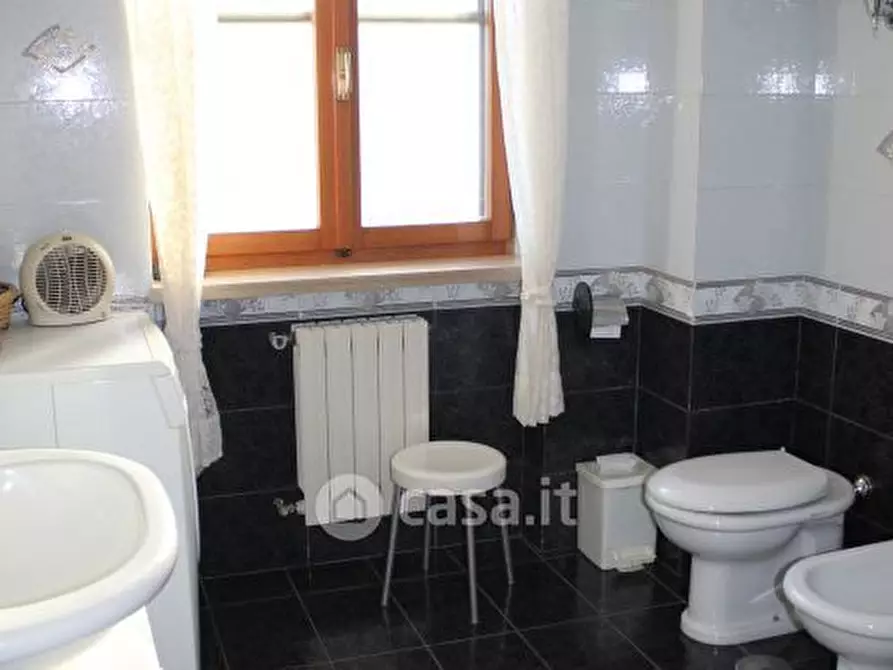 Immagine 6 di Villa in vendita  in Via Civita Farnese 9999 a Itri