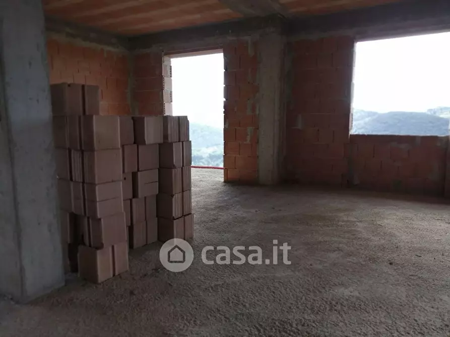 Immagine 11 di Rustico / casale in vendita  in Via mezzabrino a Itri