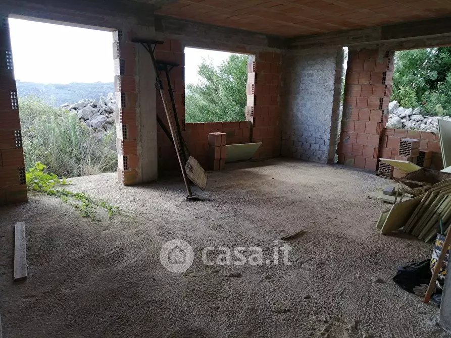 Immagine 4 di Rustico / casale in vendita  in Via mezzabrino a Itri