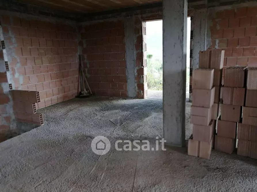 Immagine 6 di Rustico / casale in vendita  in Via mezzabrino a Itri