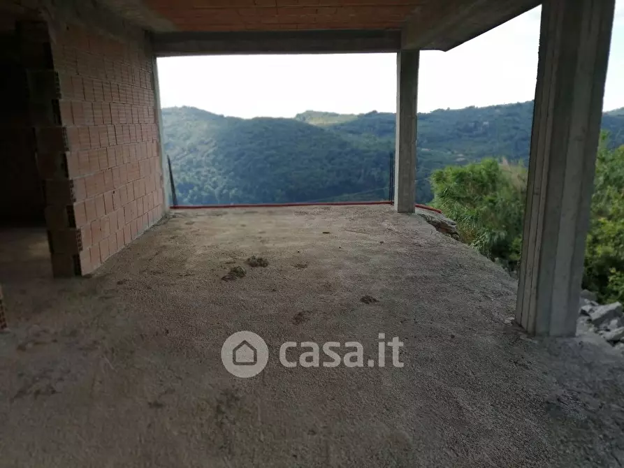 Immagine 9 di Rustico / casale in vendita  in Via mezzabrino a Itri