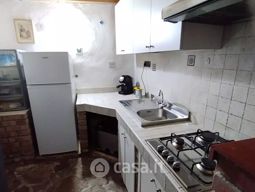 Immagine 2 di Appartamento in vendita  in Via Ripa a Itri