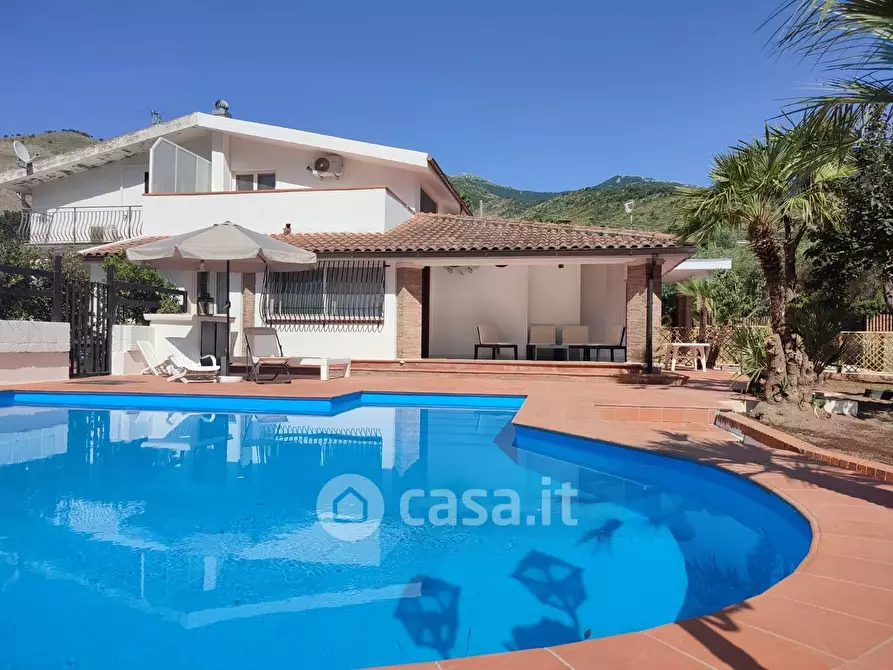 casa indipendente in vendita ad Itri