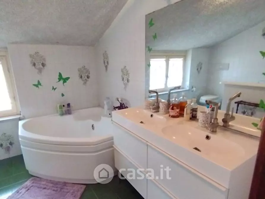 Immagine 22 di Appartamento in vendita  in Via Sant Apollonia 12 a Itri