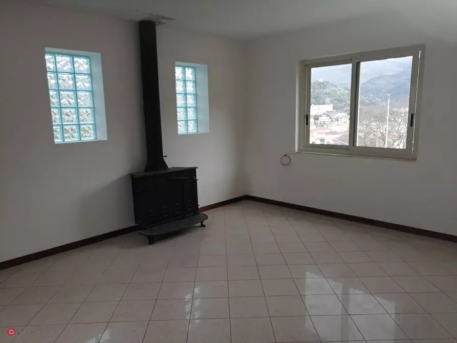 Immagine 1 di Appartamento in vendita  in Provinciale sperlonga a Itri