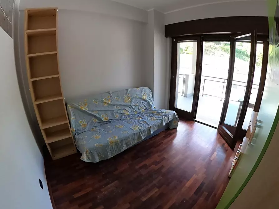 Immagine 21 di Appartamento in vendita  a Cosenza