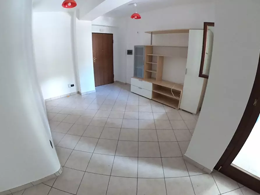 Immagine 9 di Appartamento in vendita  a Cosenza