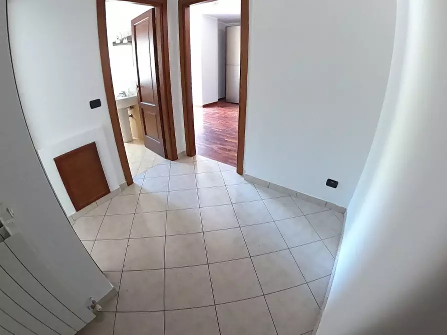 Immagine 16 di Appartamento in vendita  a Cosenza