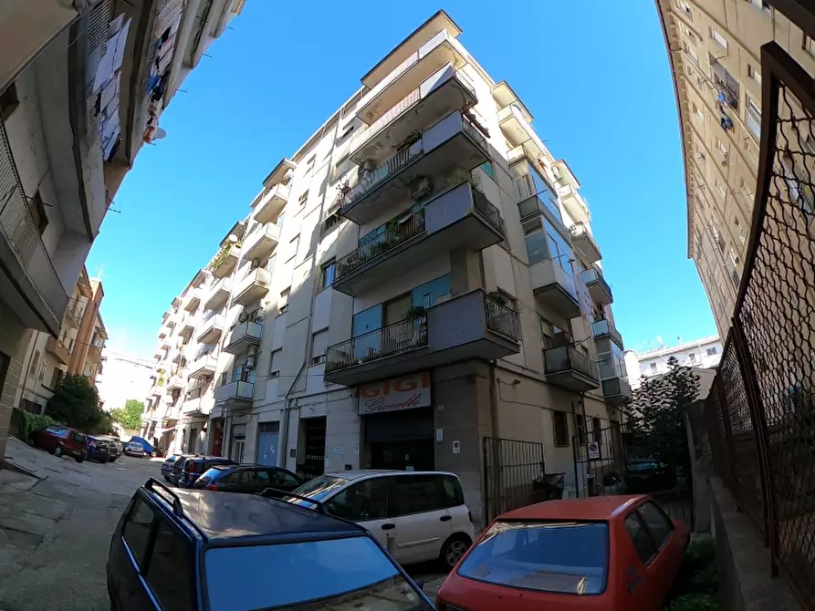 Immagine 2 di Appartamento in vendita  a Cosenza