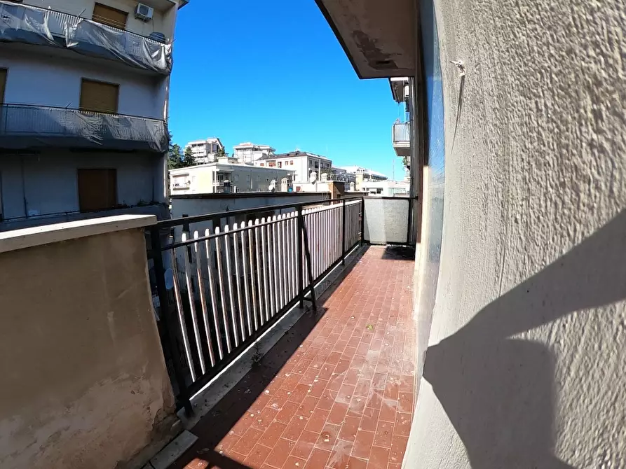 Immagine 11 di Appartamento in vendita  a Cosenza