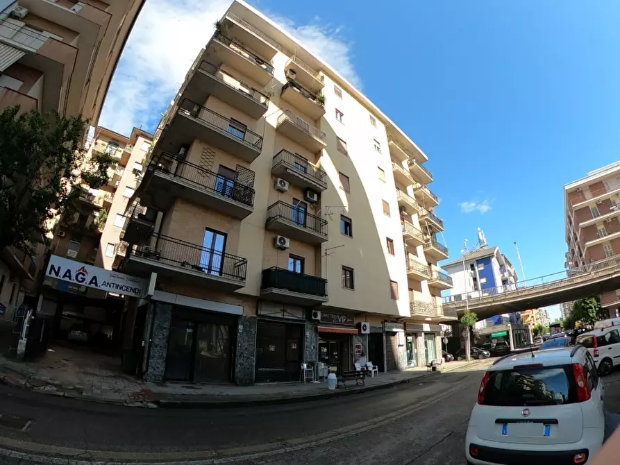 Immagine 2 di Appartamento in vendita  a Cosenza