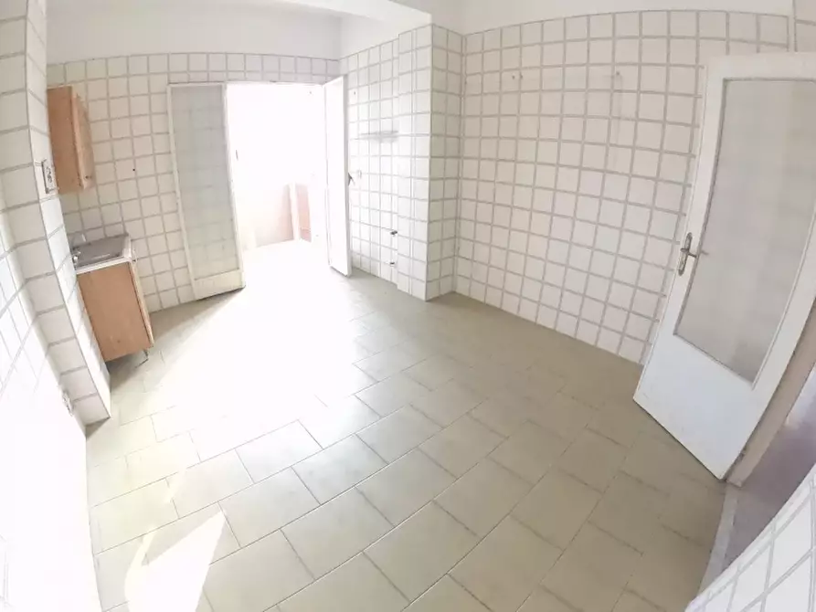 Immagine 15 di Appartamento in vendita  a Cosenza