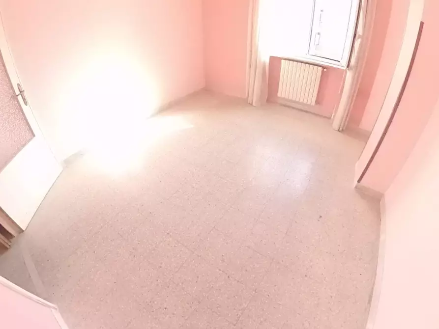 Immagine 5 di Appartamento in vendita  a Cosenza