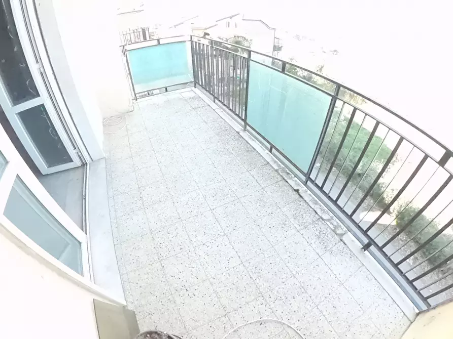 Immagine 13 di Appartamento in vendita  a Cosenza