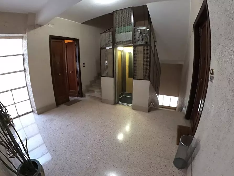 Immagine 7 di Appartamento in vendita  a Cosenza