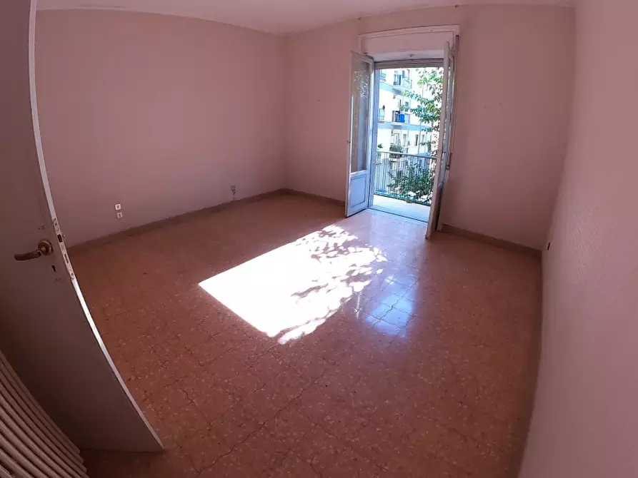 Immagine 26 di Appartamento in vendita  a Cosenza