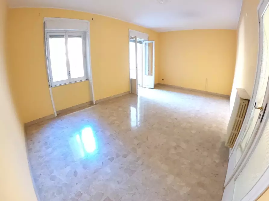 Immagine 12 di Appartamento in vendita  a Cosenza