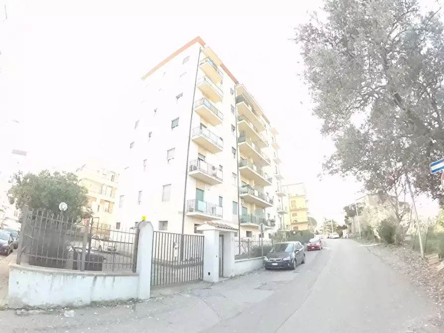 Immagine 2 di Appartamento in vendita  a Cosenza
