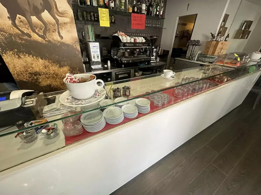 Immagine 1 di Bar / Ristorante in vendita  in VIALE DELLE NAZIONI 10 a Verona