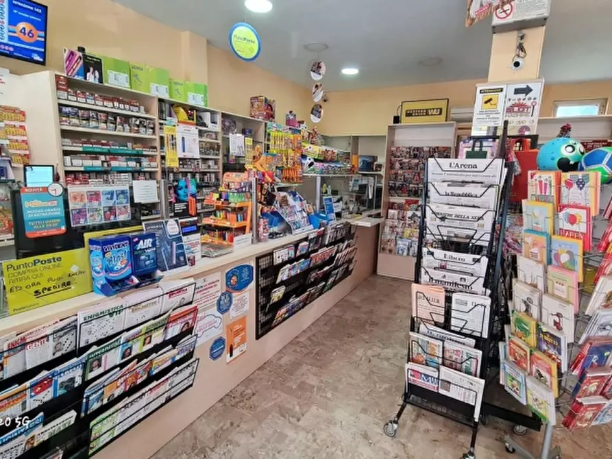 Immagine 3 di Attività commerciale in vendita  in viale delle Nazioni 10 a Verona