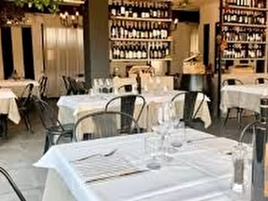 Immagine 1 di Bar / Ristorante in vendita  in via Roma 1 a Sant'ambrogio Di Valpolicella